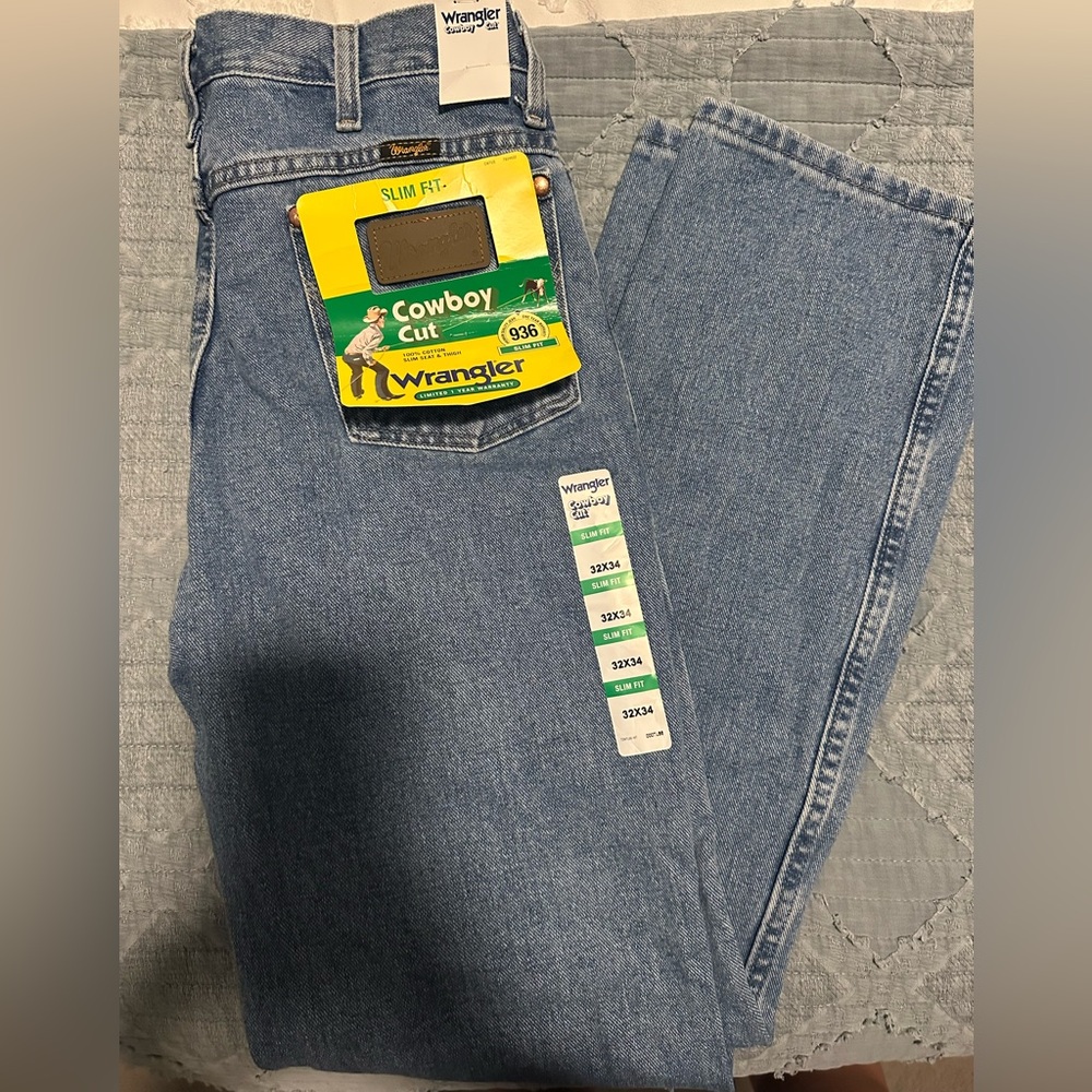 NWT Wrangler Cowboy Cut Slim Jeans